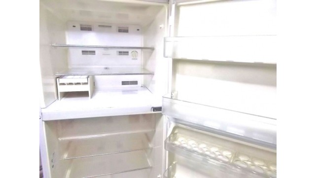 冷蔵庫に付いている「霜」の原因とは？